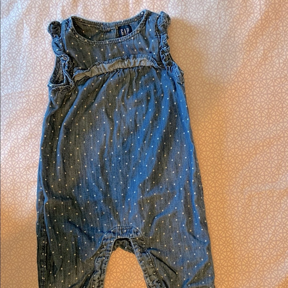 Gap 12-18mo jumpsuit